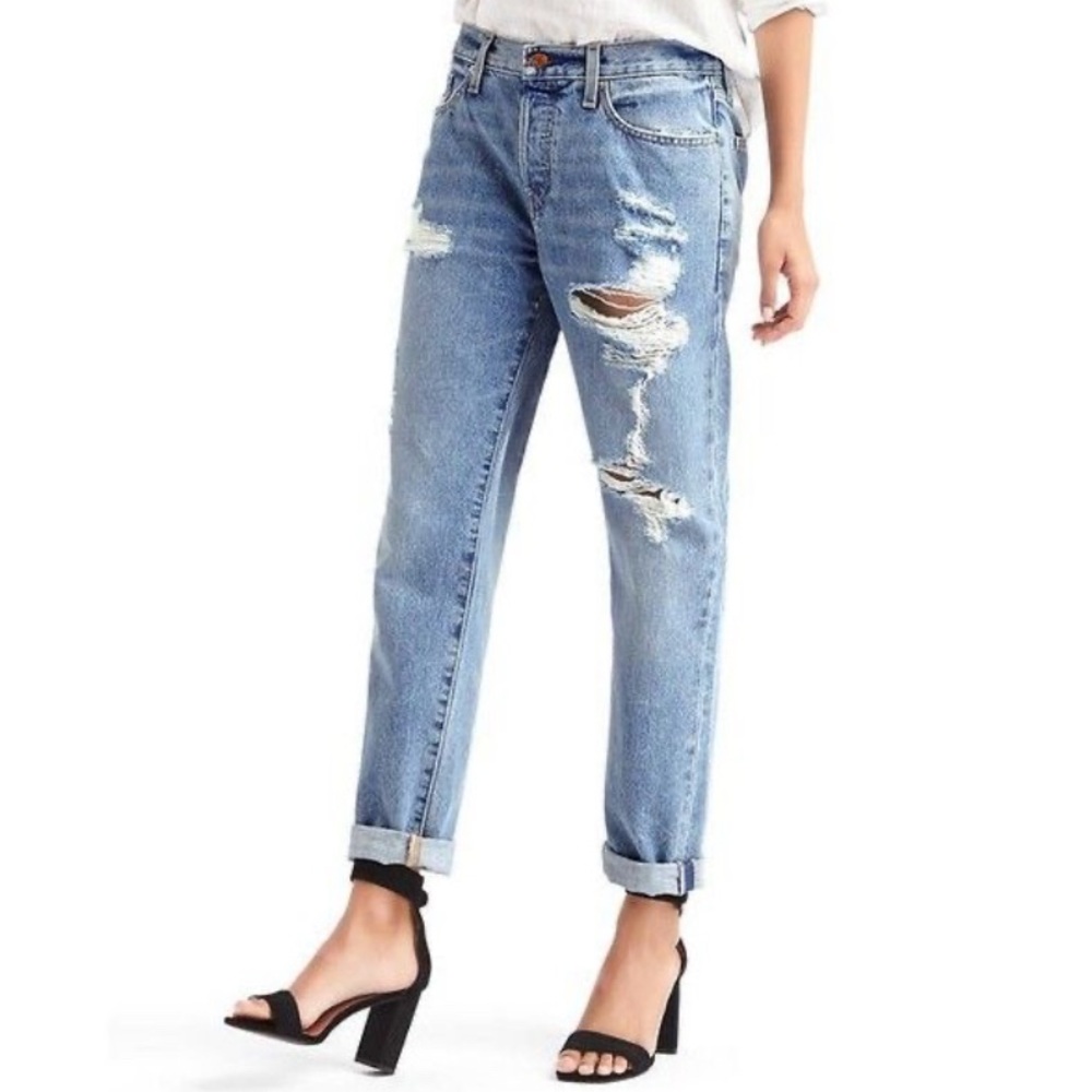 GAP Distress Ankle Jeans